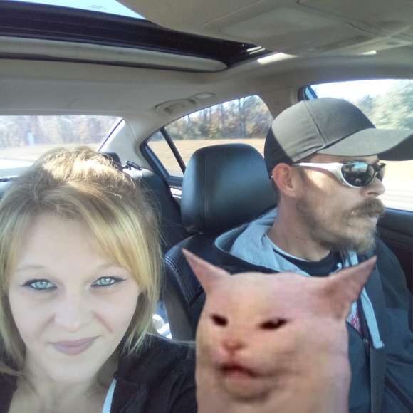 Meet your Posher, Tabitha - Picture 1 of 1